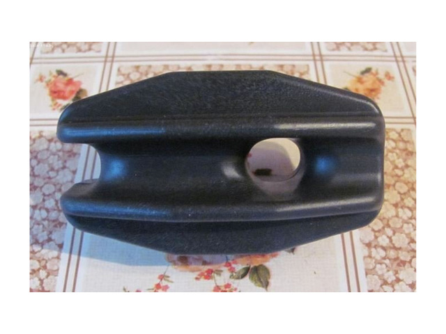 Антенни изолатори