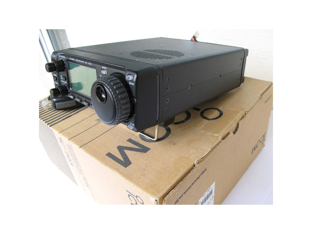 ICOM 703