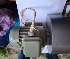 Продавам двигател с турбина