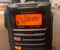 YAESU FT-70DE