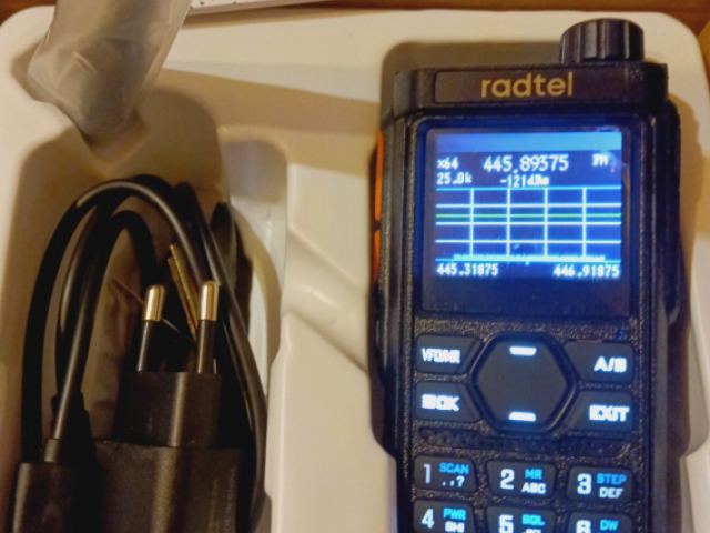 Radtel RT-910B Bluetoth CB-4W Radtel RT-910B Bluetoth CB-4W