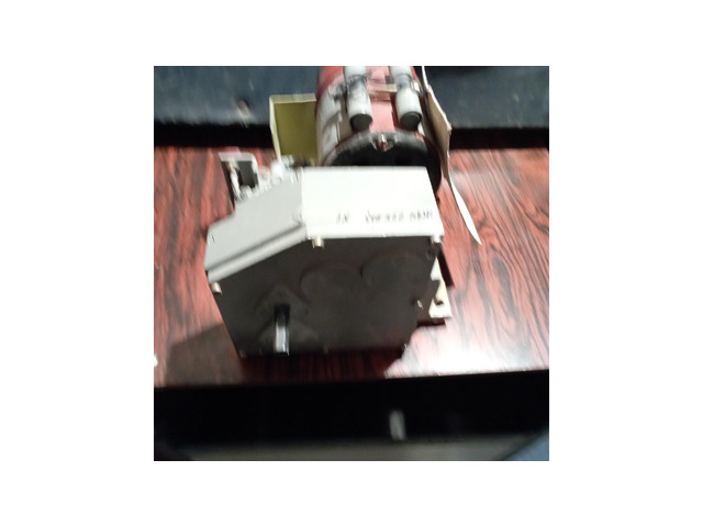 мотор с предавка