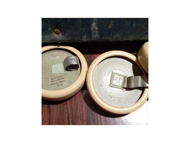 HV керамични кондензатори