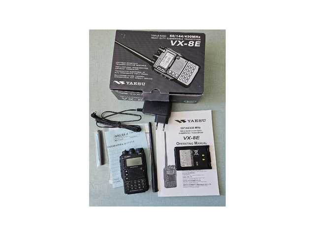 Yaesu VX8