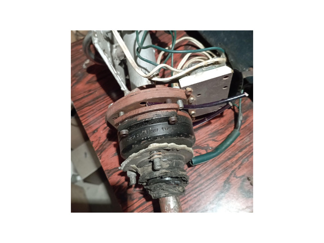 мотор с предавка за антенна