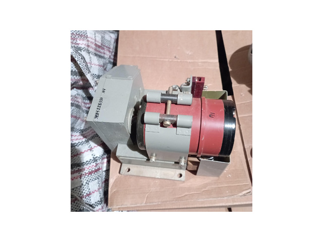 мотор с предавка