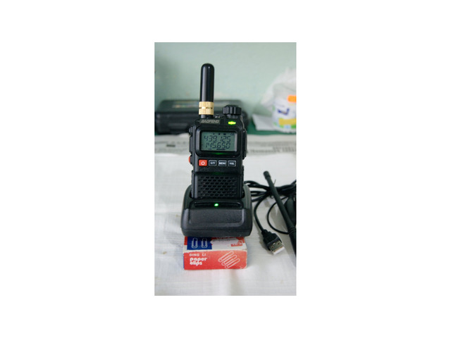 минирадиостанция UV-3R+