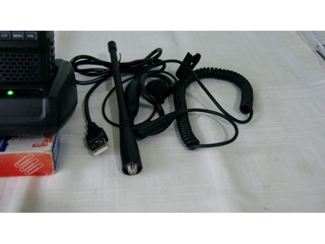 минирадиостанция UV-3R+