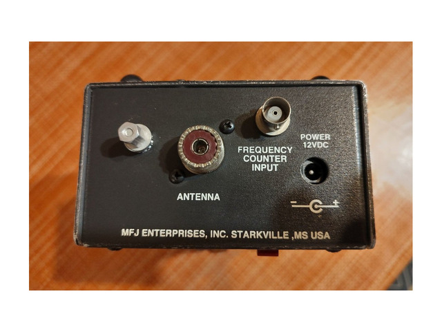 MFJ-259B antenna analyzer