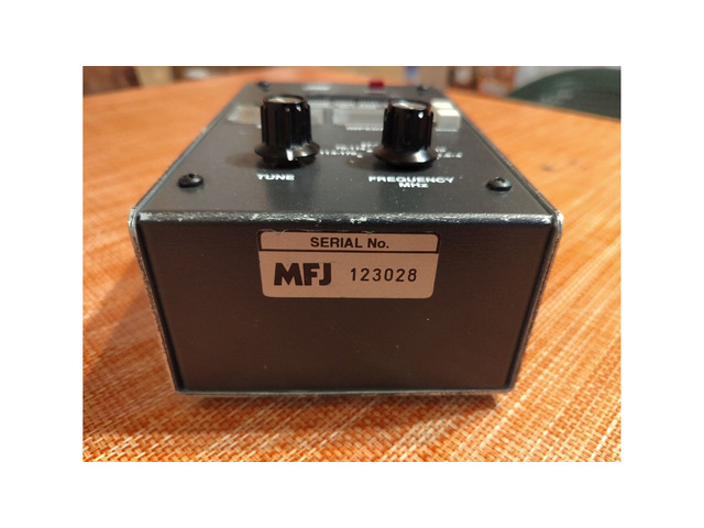 MFJ-259B antenna analyzer