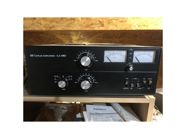 Продавам HF Amplifier LA 1002