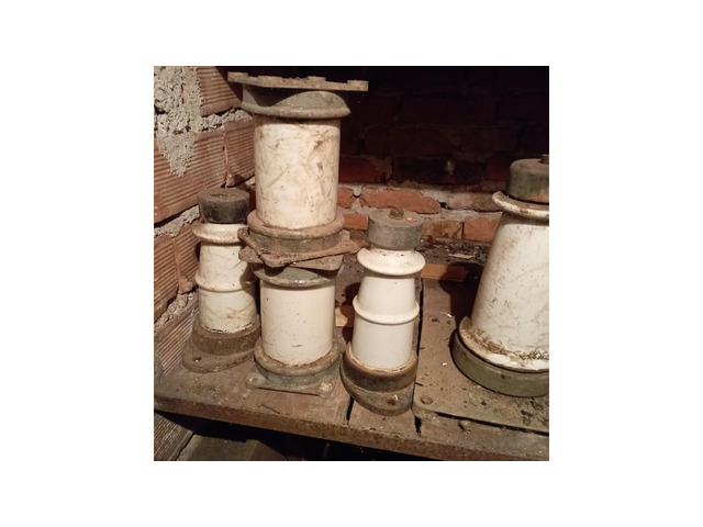 керамични изолатори