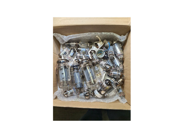 Мощни модули и радиолампи