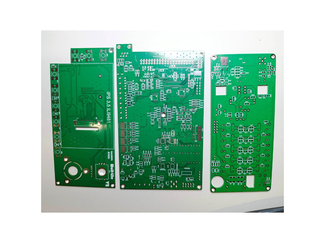 Предлагам комплект оргинални платки за Wolf Lite