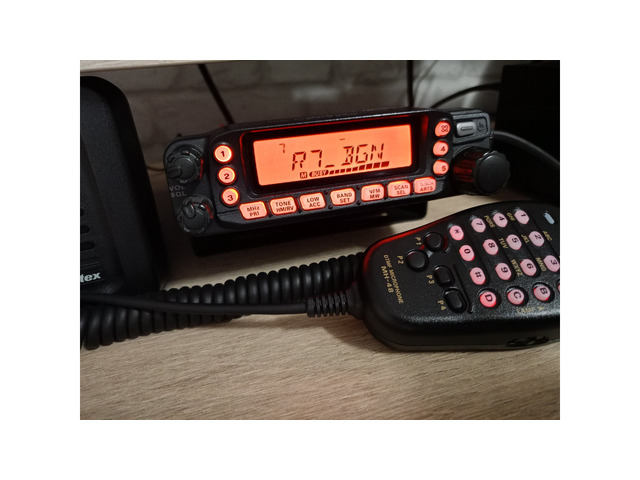 YAESU FT 7800 - Двубандово УКВ