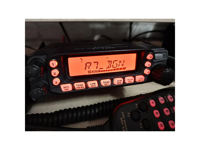 YAESU FT 7800 - Двубандово УКВ