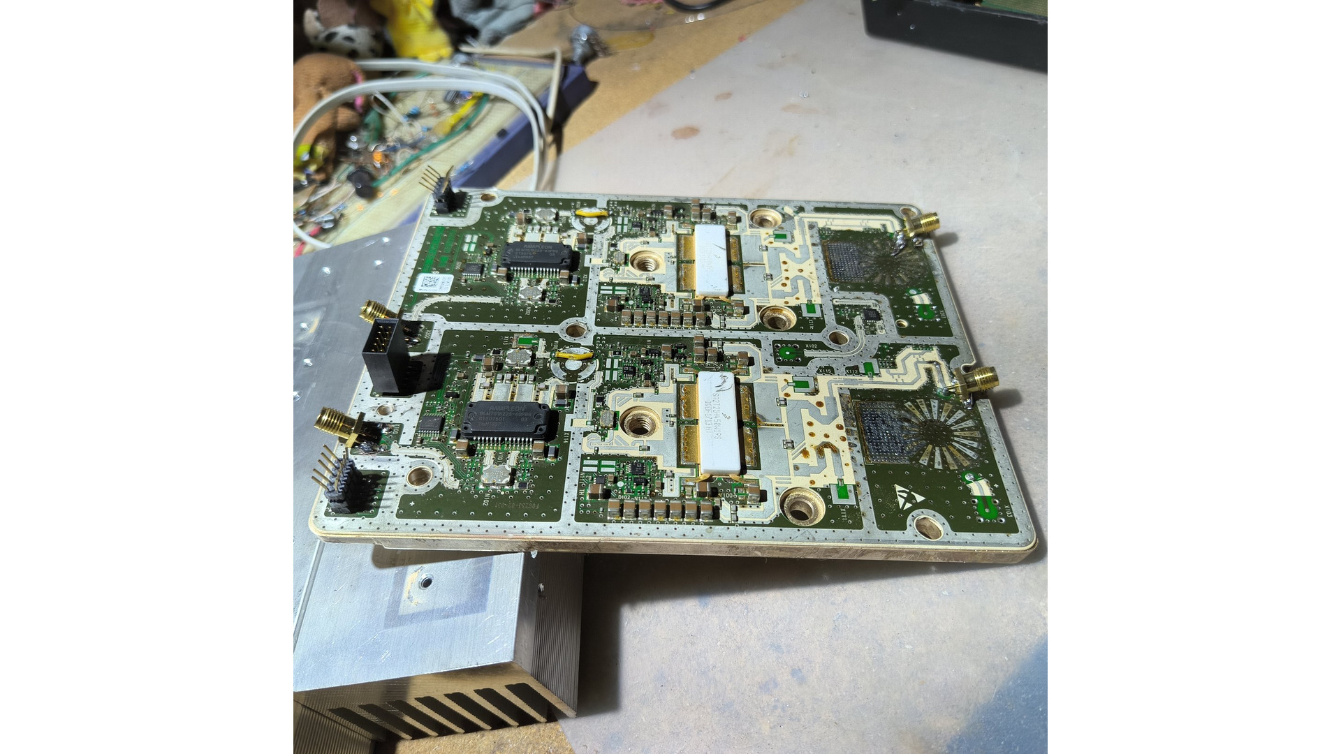 250w + 250w 2.4ghz за Q0100 DATV