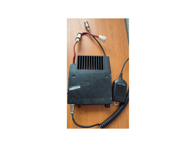 МОБИЛЕН ТРАНСИВЪР FT-2200