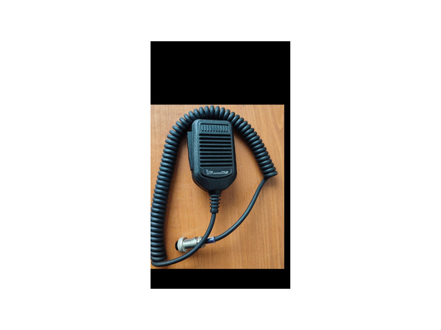 МОБИЛЕН ТРАНСИВЪР FT-2200