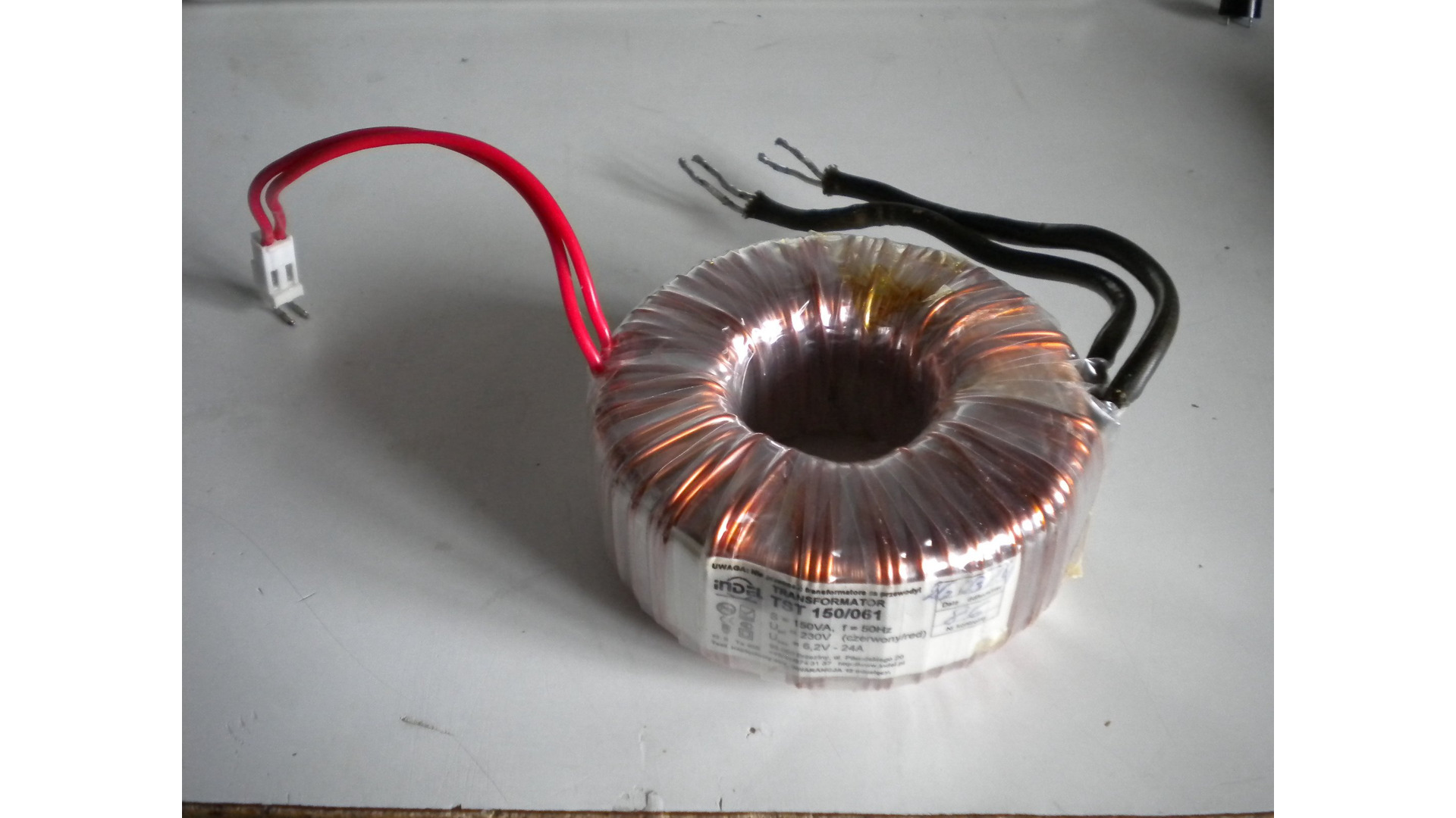 Тороидален трансформатор 6,2 волта 24 ампера