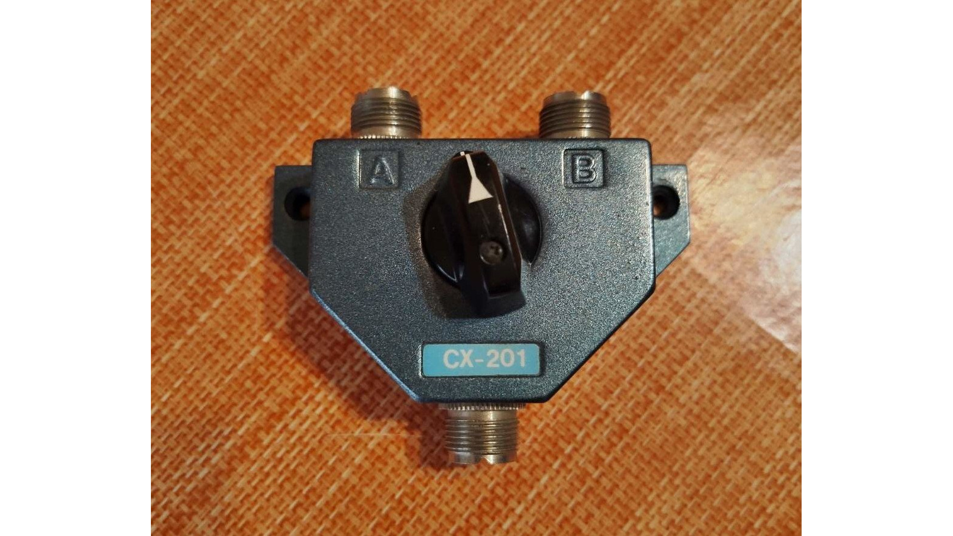 CX-201 antenna switch