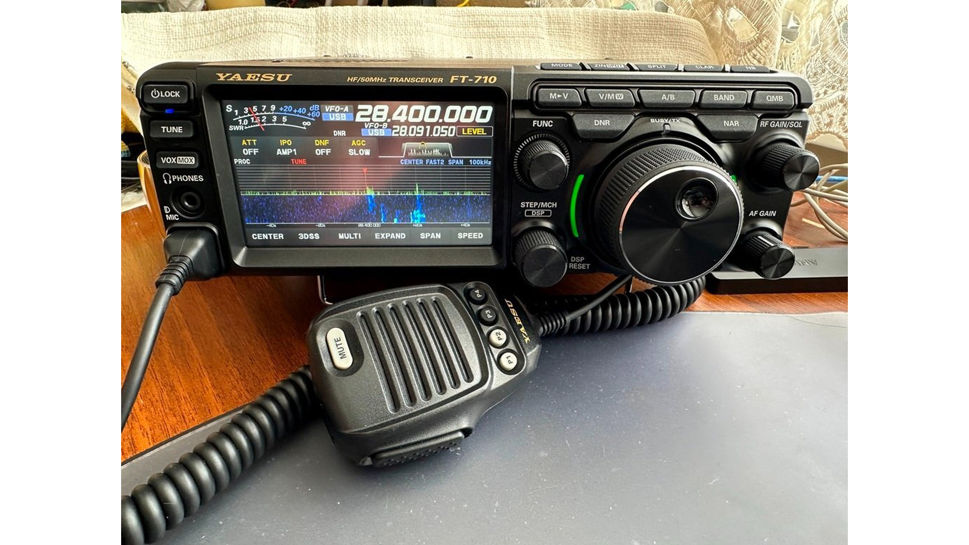 Yaesu F-710 Field