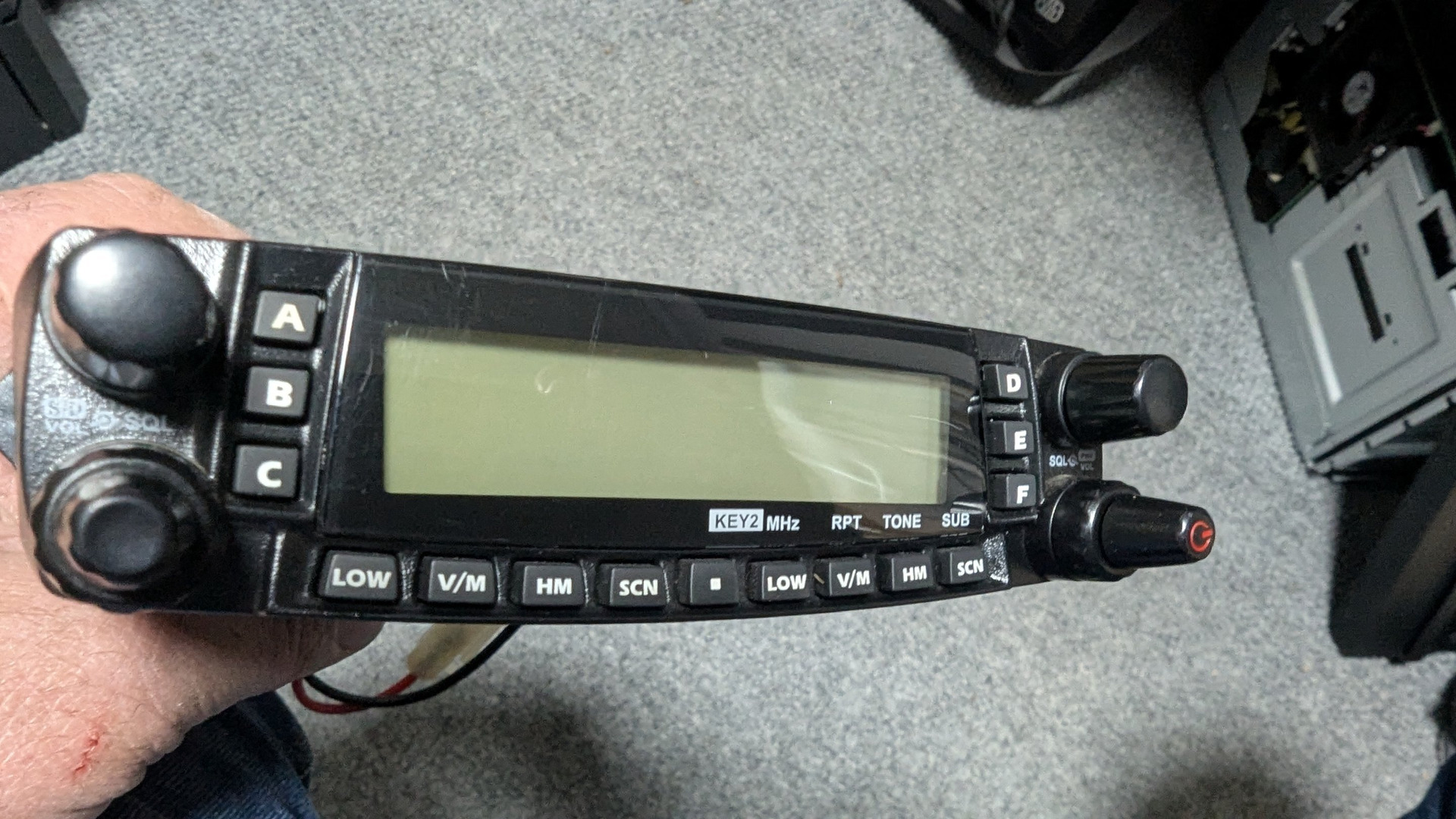 Продавам TYT-9800