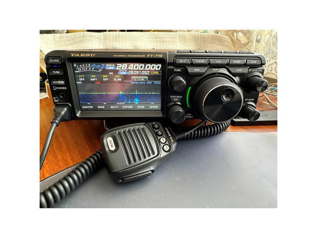 Yaesu FT-710 Field