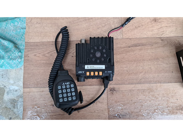 Продавам VHF трансивър KT-8900