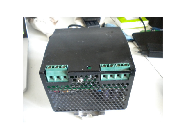 Марково  импулсно захранване за дин шина 24 волта 10 ампера