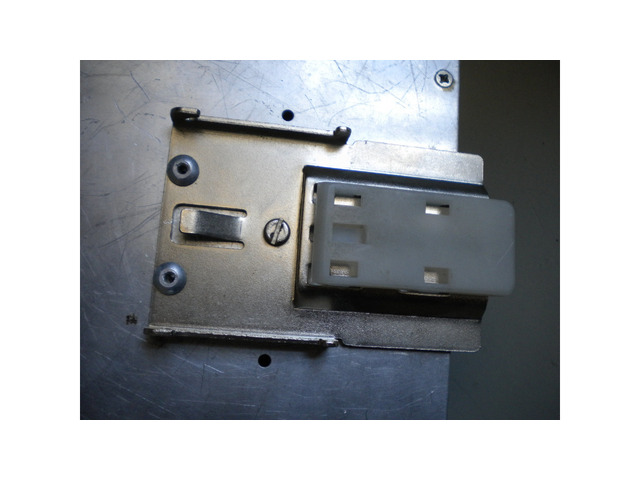 Марково  импулсно захранване за дин шина 24 волта 10 ампера