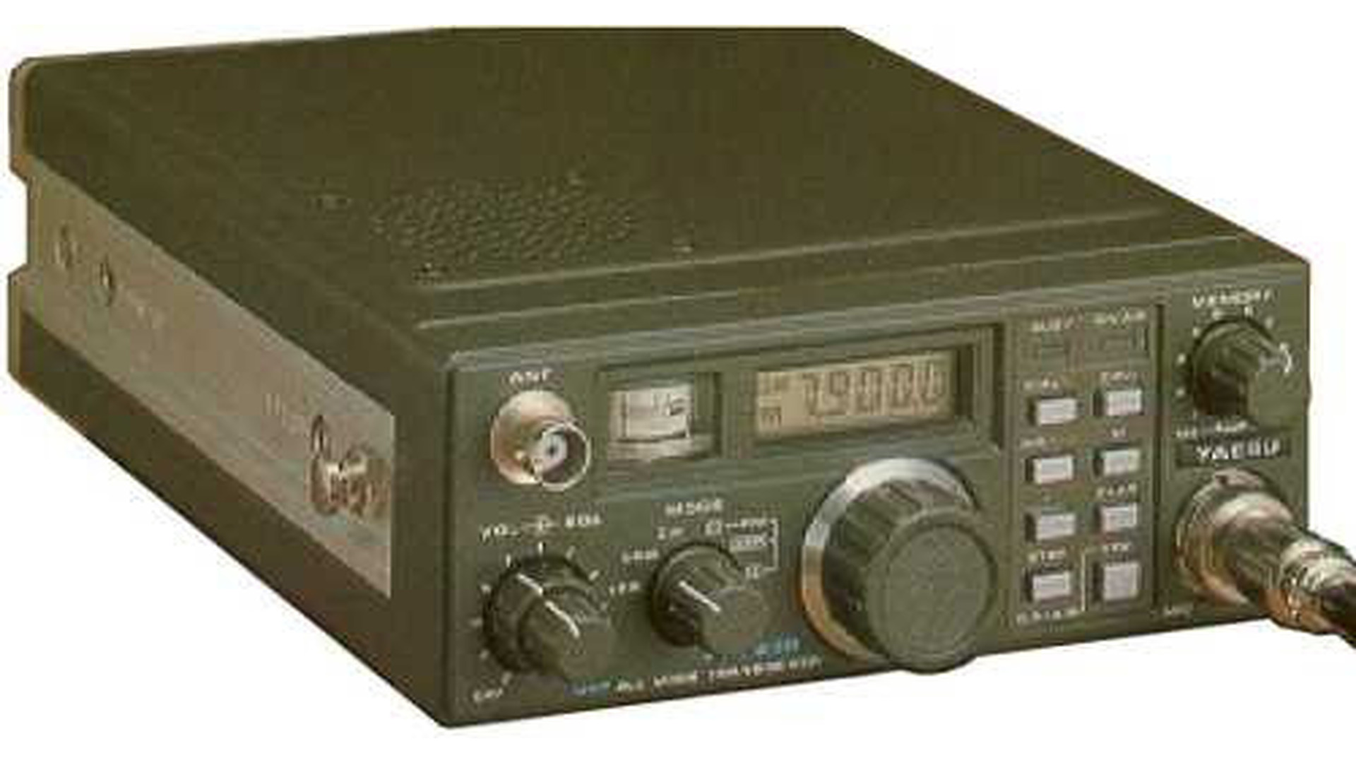 купувам YAESU  FT 790R